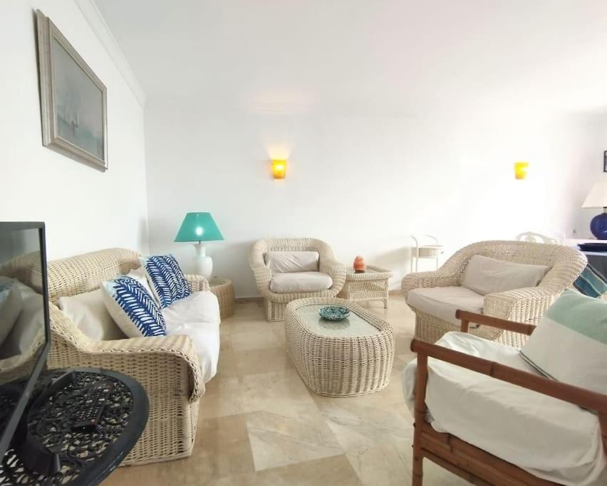 Beautiful 2 Bedroom In Calle Carabeo, Нерха Екстер'єр фото