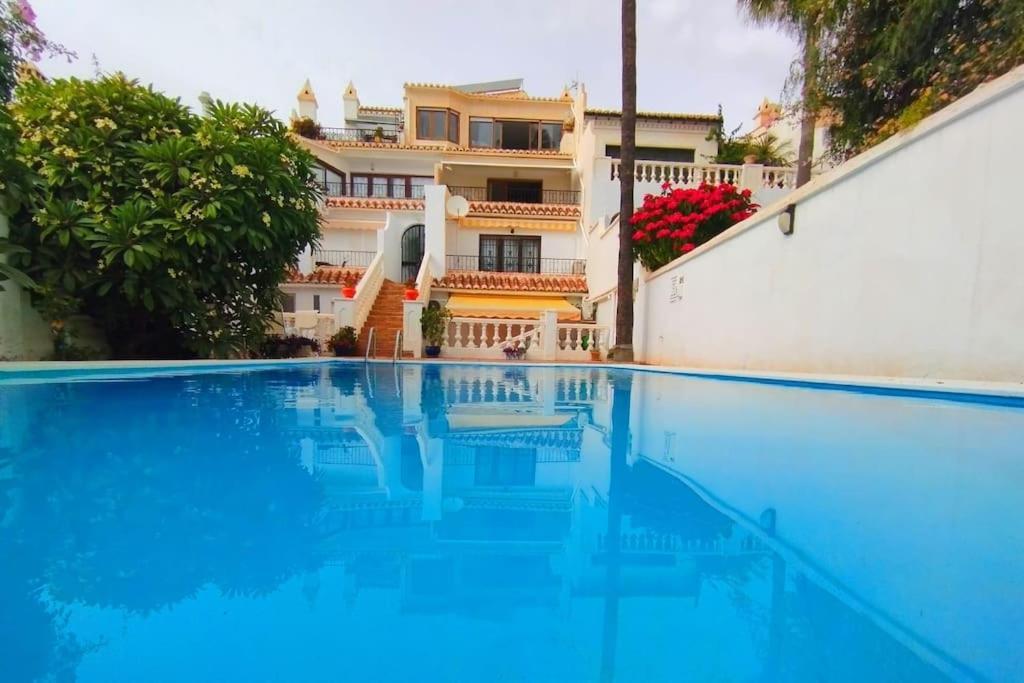 Beautiful 2 Bedroom In Calle Carabeo, Нерха Екстер'єр фото